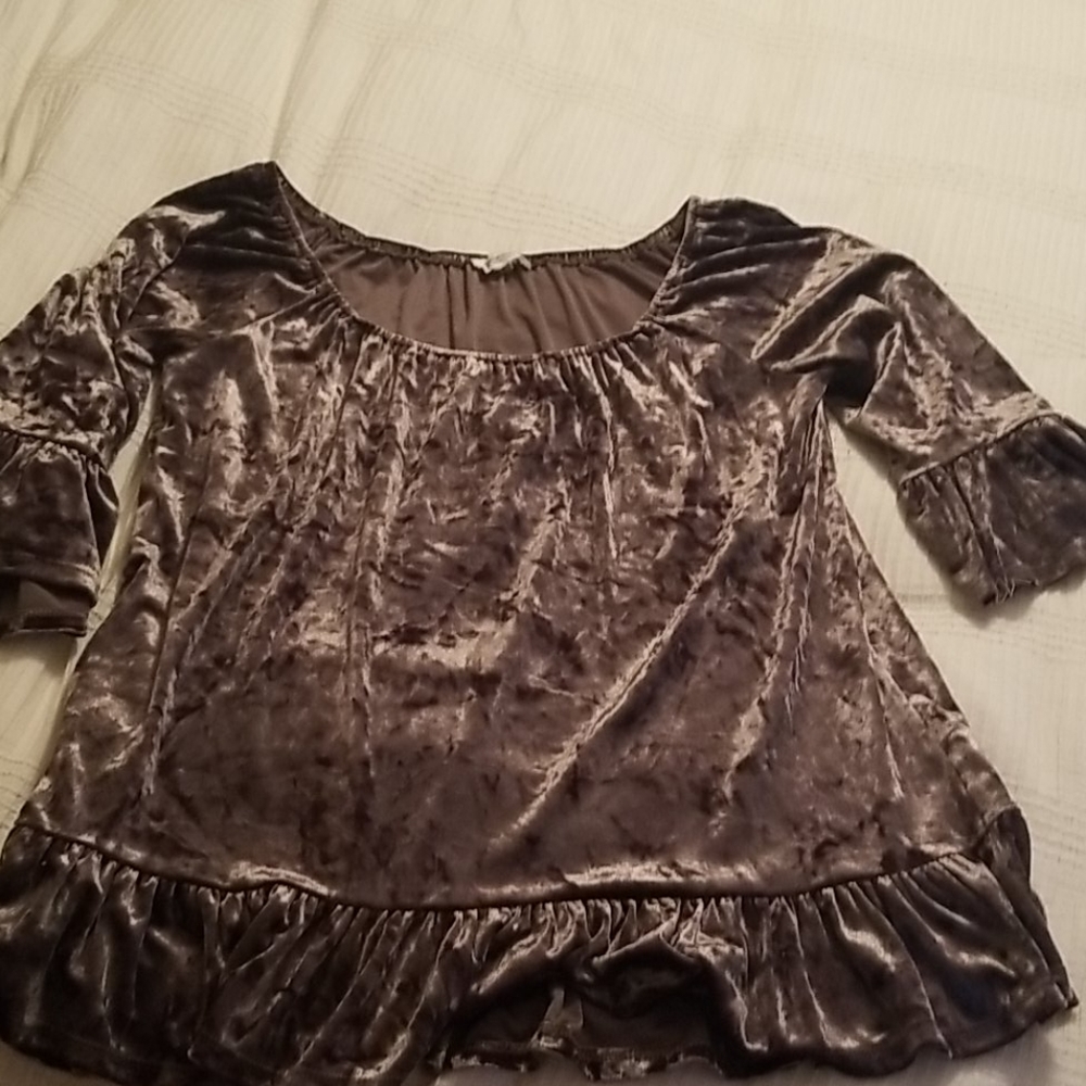Velour ruffled sleeve and hem blouse